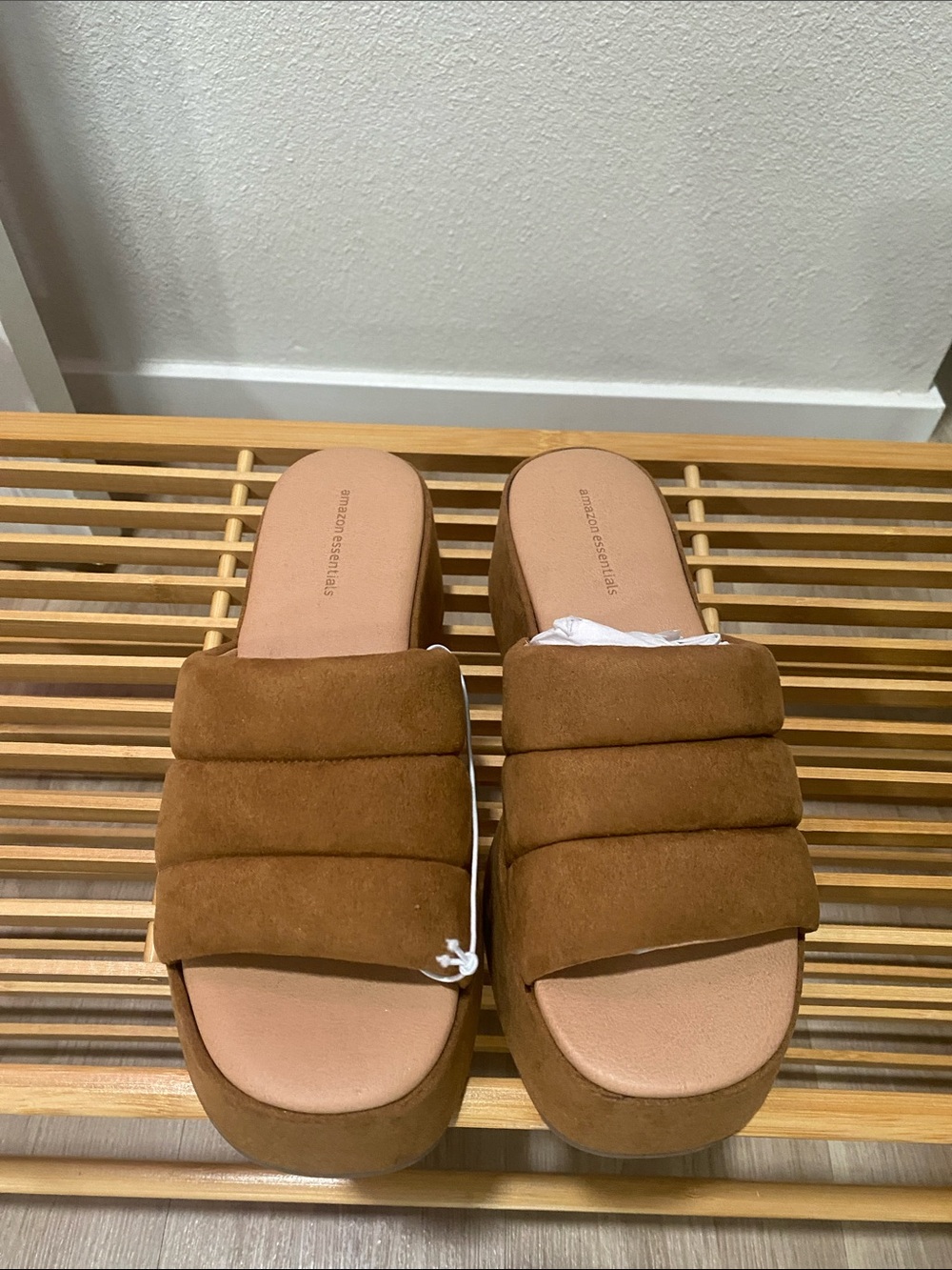 Amazon Essentials Brown Quilted Platform Slide Mules